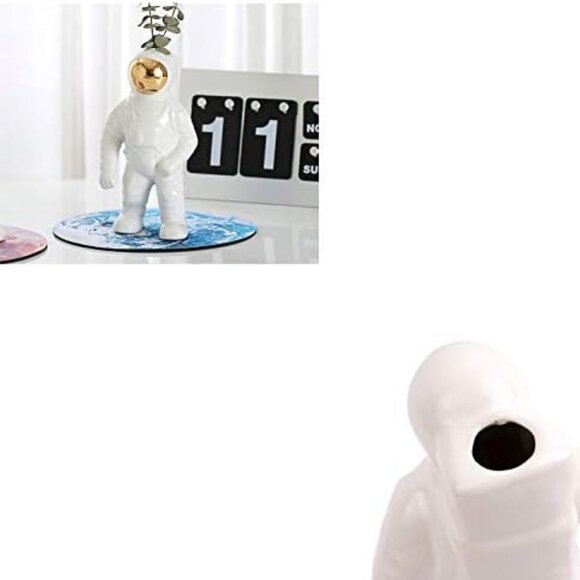 Astronaut Spaceman Ceramic Vase - Picture 8 of 8
